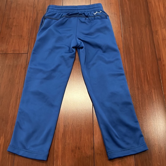 Jordan sweatpants - Picture 2 of 3